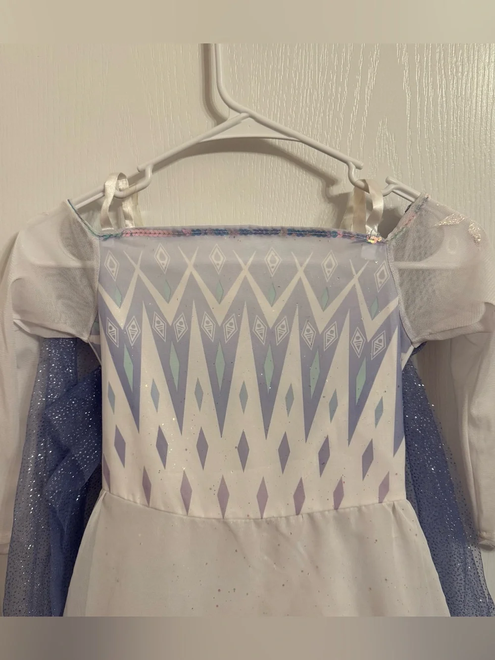 Disney Elsa Frozen 2 Princess Gown Girl’s Halloween Costume Dress Size Small